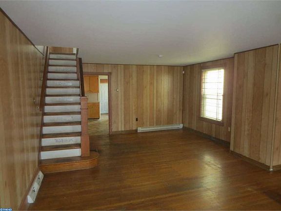 2nd image of 82 Virginia Ave