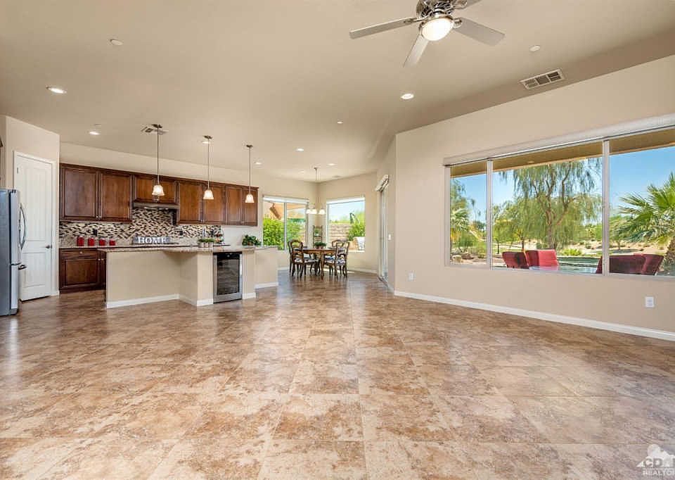1st image of 81317 Avenida Montura
