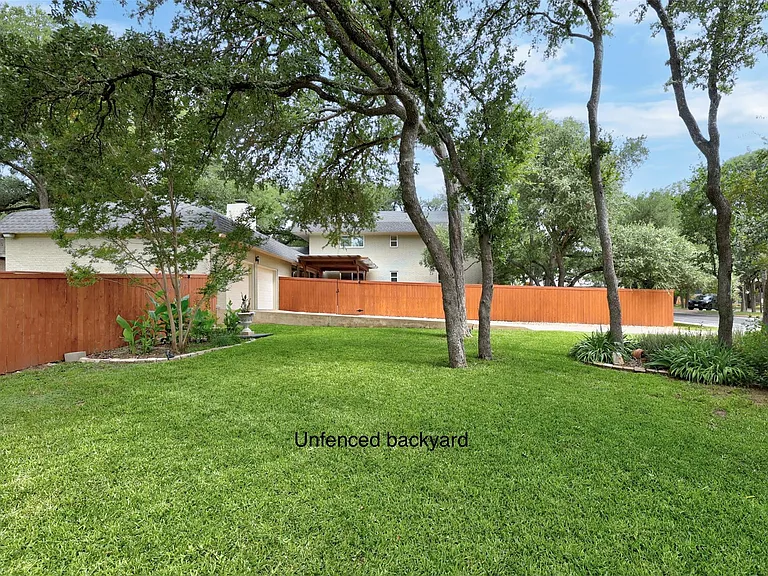 9411 Cedar Crest Dr — Photo 23
