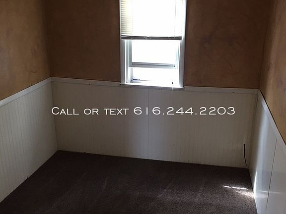 4th image of 305 Seward Ave NW