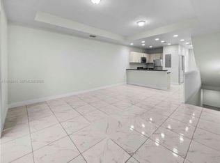 4-850 SW 14th Ave #4, Miami, FL 33135