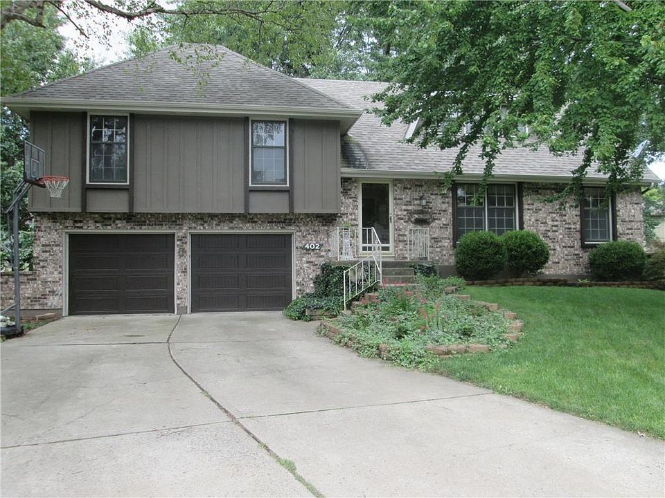 1st image of 402 NE Wild Plum Ct