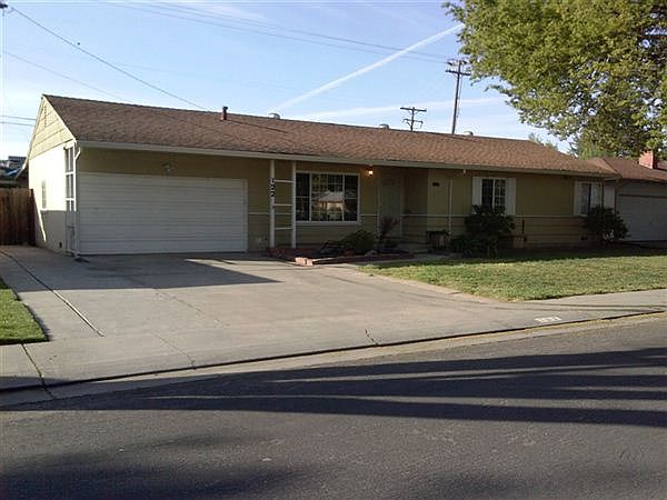 122 Mayfair