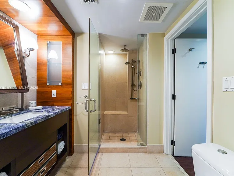 6801 Collins Ave #1214-DOOR1203 — Photo 9