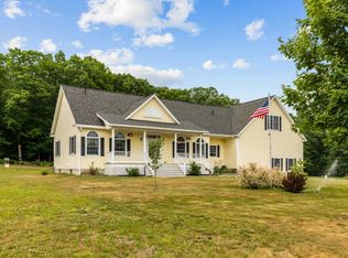 10 Elmwood Dr, Berwick, ME 03901