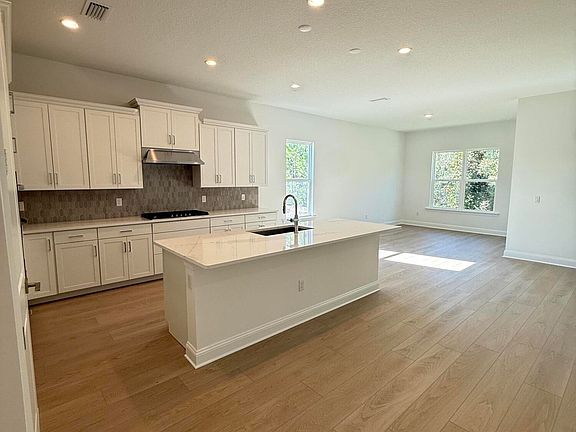 4th image of 161 MASON BRANCH Drive