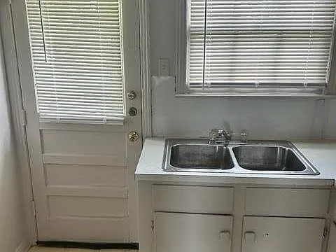 2701 Stetson Ave #2701 STETSON AVENUE — Photo 6