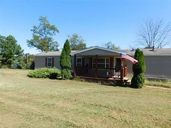 413 Hazel Ln photo 1
