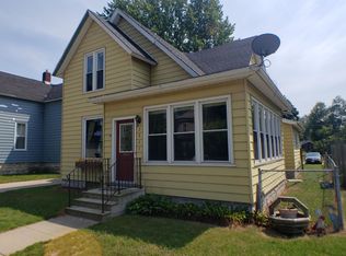 2807 Hall Ave, Marinette, WI 54143