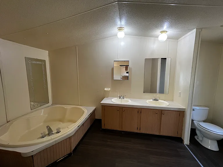 139 Redland Ranch Rd — Photo 4