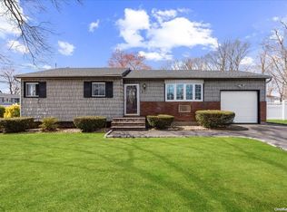 2 Bismark Pl, Amityville, NY 11701