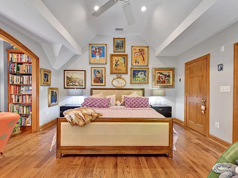 6907 Bradley Blvd — Photo 49