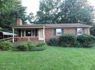 59 Mercer Cir, Grottoes, VA 24441