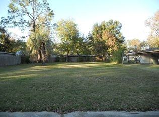 1421 Meadow Dr, Lake Charles, LA 70607