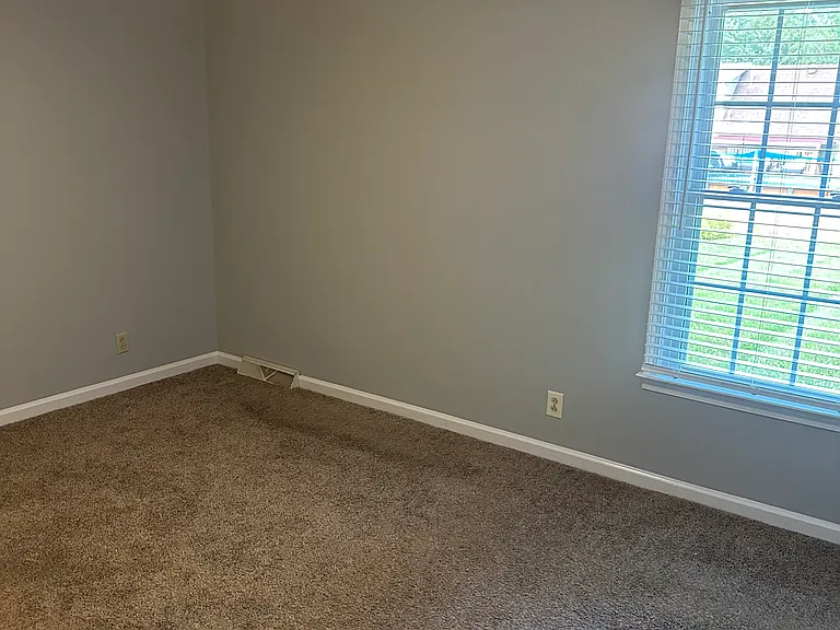 181 Old Farmers Rd — Photo 7