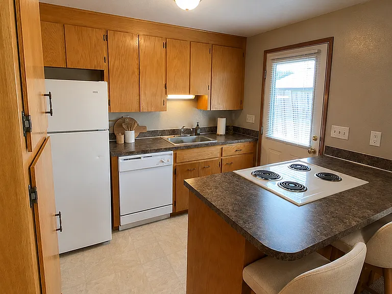 3406 Vincenta Way — Photo 2