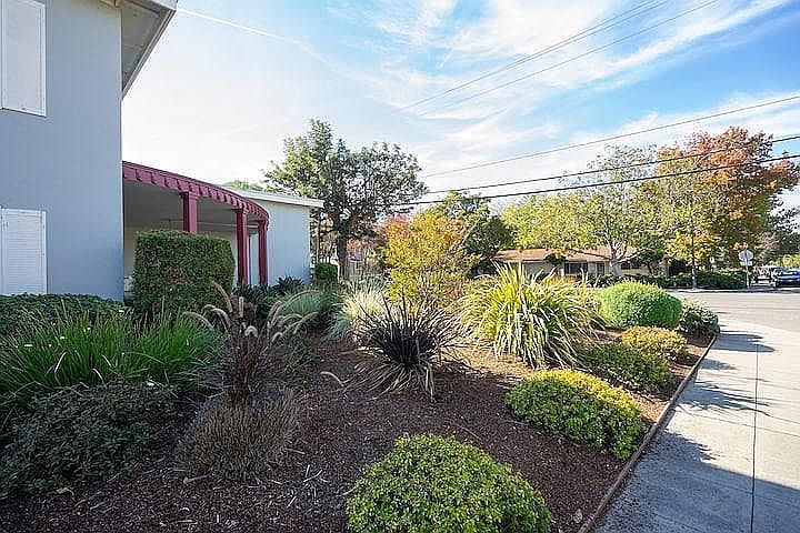 2nd image of 395 Sierra Vista Ave #24