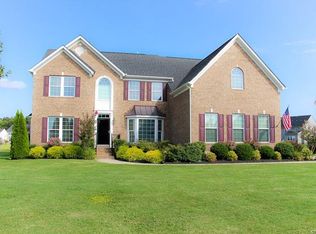 1618 N White Mountain Dr, Chester, VA 23836