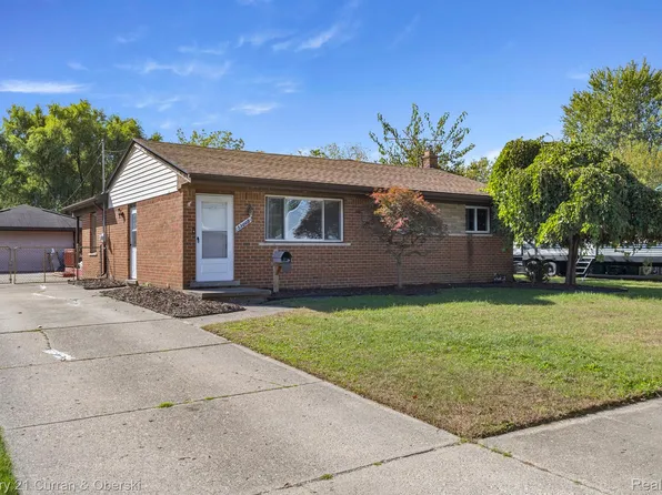 33009 Bock St, Garden City, MI 48135