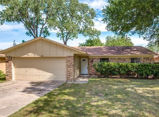 1821 W 11th St, Irving, TX 75060