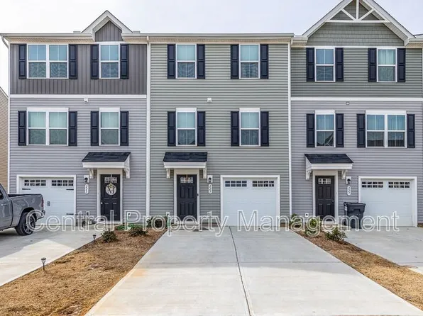 225 Coldwater Creek Ct, Simpsonville, SC 29680