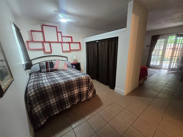 9802 Sagepike Dr — Photo 42