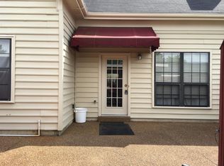 8631 Sawyer Brown Rd, Nashville, TN 37221