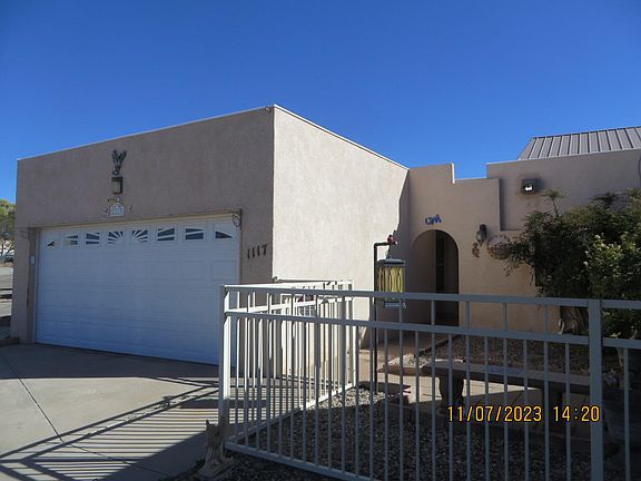 3rd image of 1117 Vista Del Monte Pl