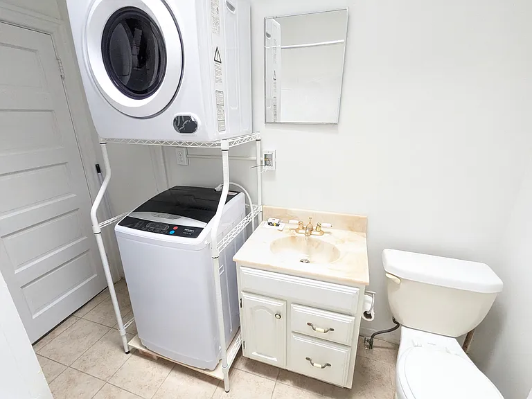 1711 Scattergood St #3 — Photo 4
