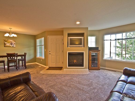 5th image of 805 Summer Hawk Dr #92