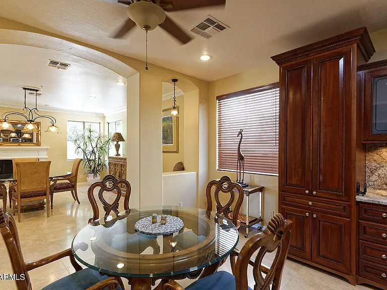 10220 E Cochise Dr — Photo 17