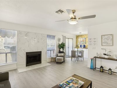 4975 Newport Cove Dr UNIT B, Las Vegas, NV, 89119