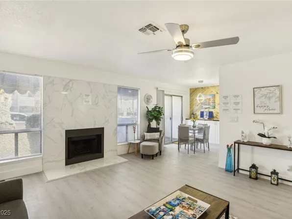 4975 Newport Cove Dr APT B, Las Vegas, NV 89119