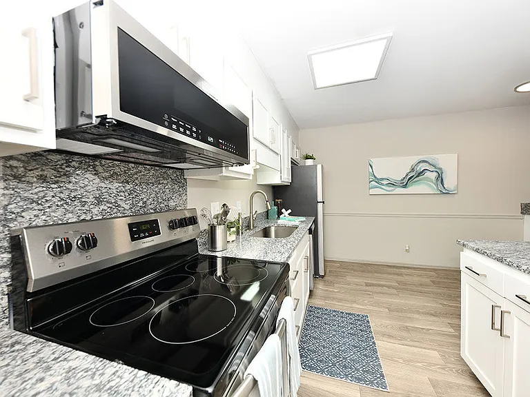 Ascent Apartment Homes — Photo 9