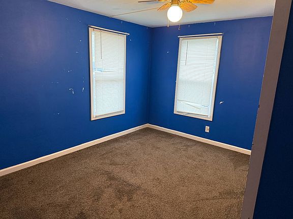 5th image of 133 E Rowe St