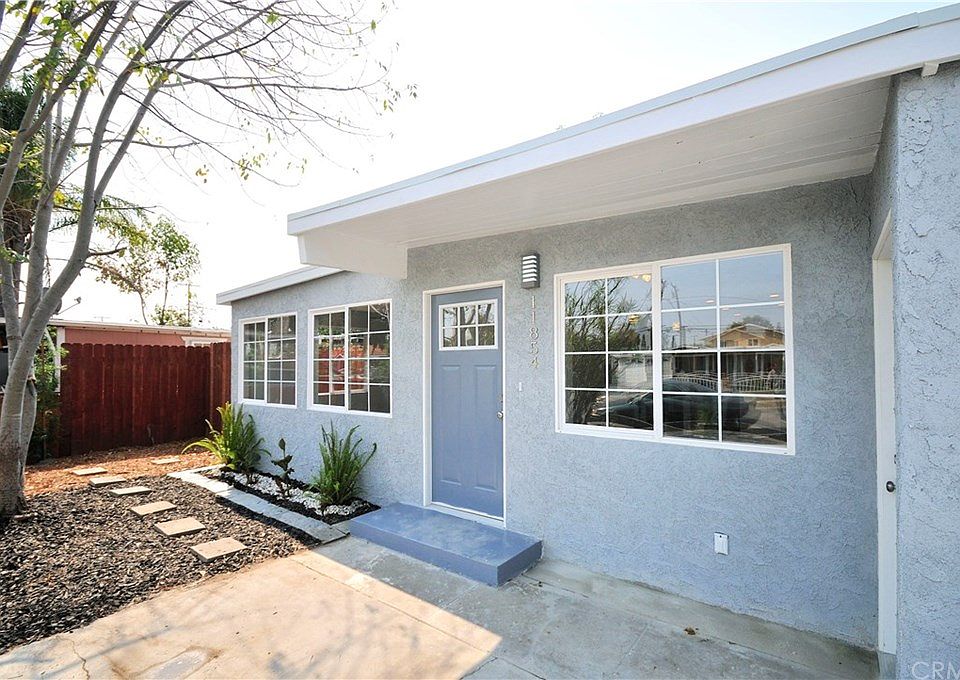 1st image of 11854 206th St