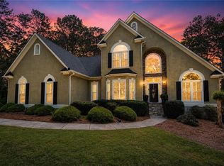 716 Whisper Wind Ct, Woodstock, GA 30189