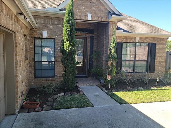 2nd image of 2102 Black Oak Dr