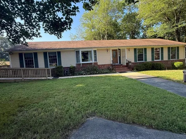 6608 Horseshoe Rd, Clinton, MD 20735