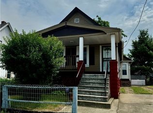1249 W 67th St, Cleveland, OH 44102