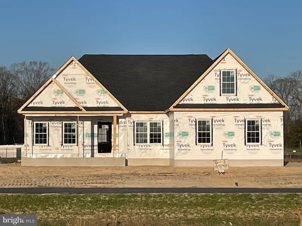 376 Abagail Cir, Harrington, DE 19952