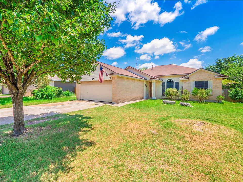 1st image of 300 Meadowside Dr