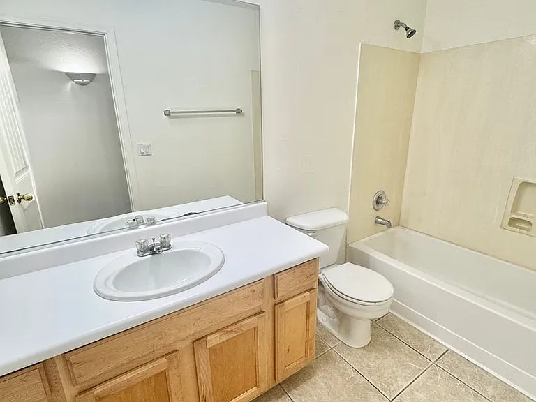 2106 W Alta Vista Rd — Photo 27