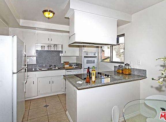 4th image of 1225 Washington Ave APT 6