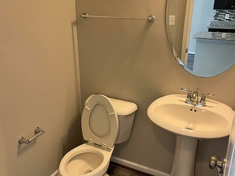211 Tanner Ln — Photo 12