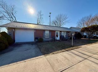 1800 Cope Dr, Jerseyville, IL 62052