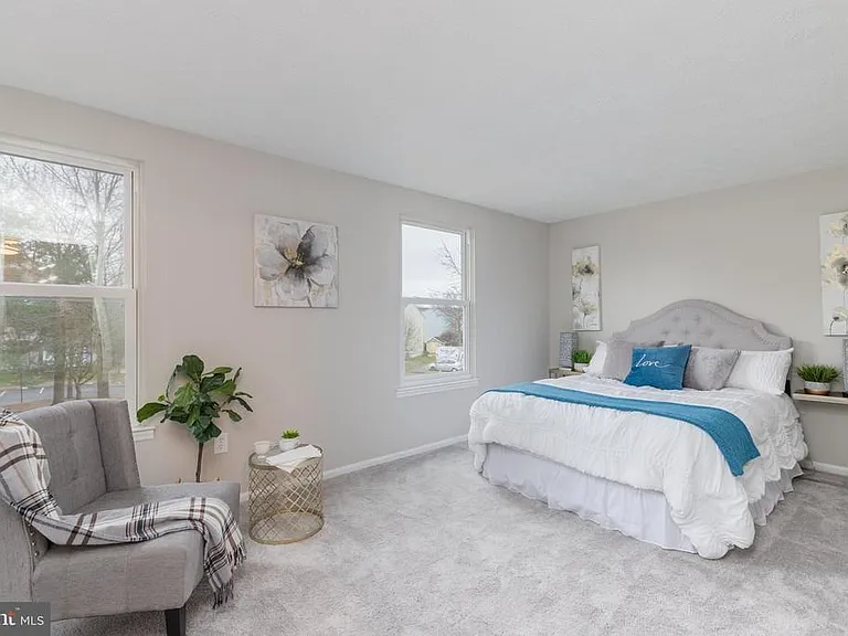 1334 E Spring Meadow Ct — Photo 10