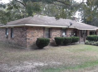 1226 Robinson Ln, Monticello, MS 39654