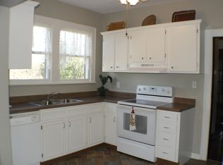 2902 Riverview Rd, Roanoke, VA 24014