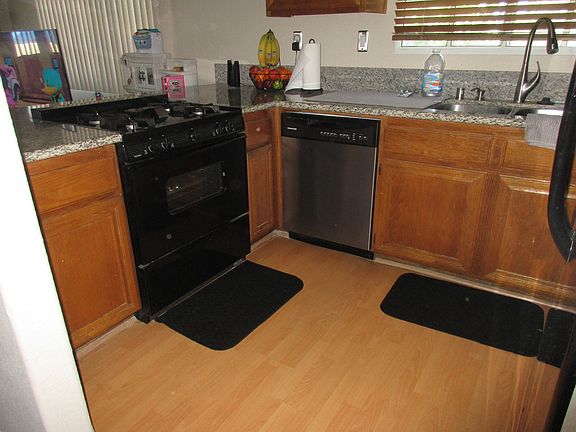 5th image of 1845 Plaza Del Amo APT G